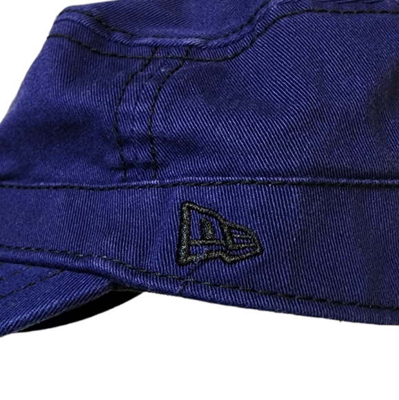 Tampa Bay Lighting Women's Cap Blue with White Bolt Adjustable Back NHL - Picture 4 of 9